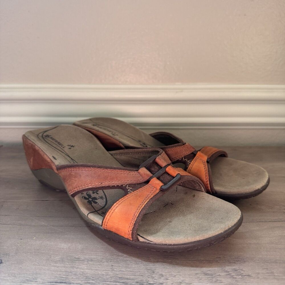 Merrell Dewberry Womens Leather Sandals US Size 8 Vibram Sole Comfort Slides